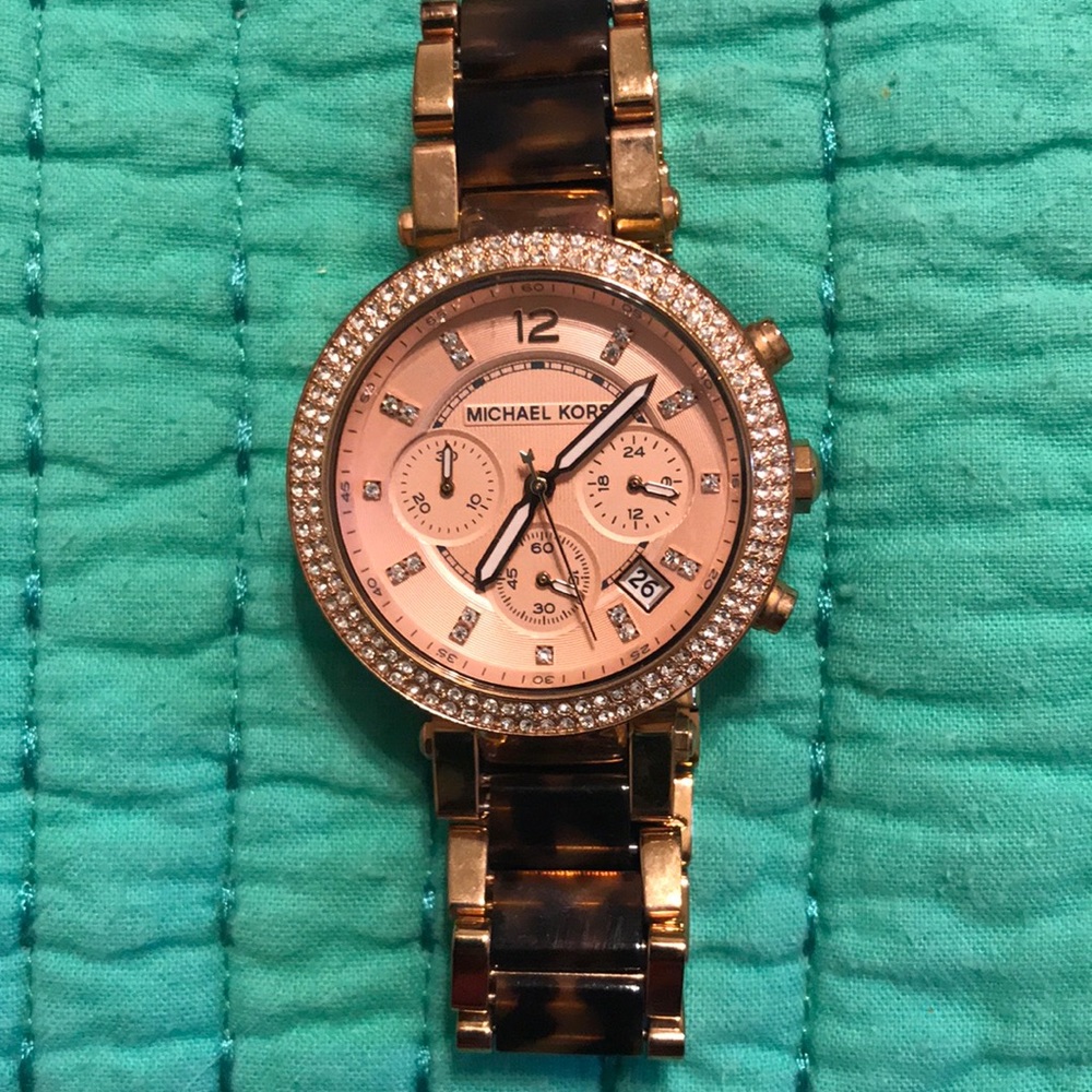 MK- watch